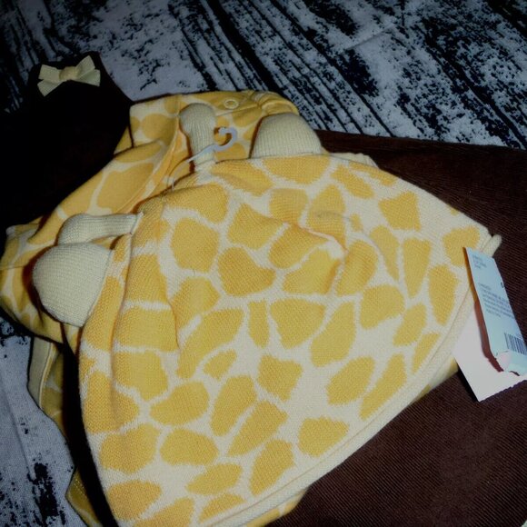 GYMBOREE Baby Giraffe 6-12 Month Dress Bodysuit Hat Outfit NWT - Picture 3 of 5